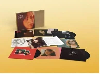 hundredrecords2628125
