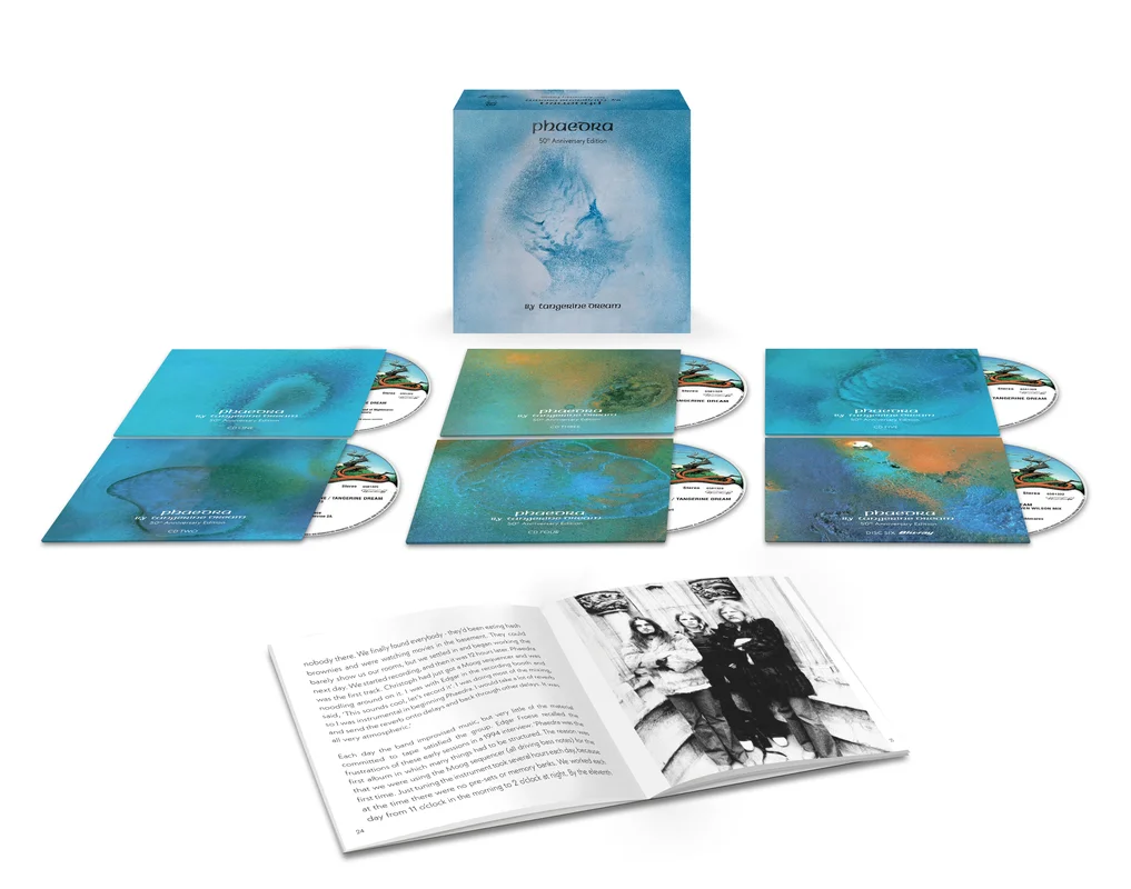 hundredrecords2661565