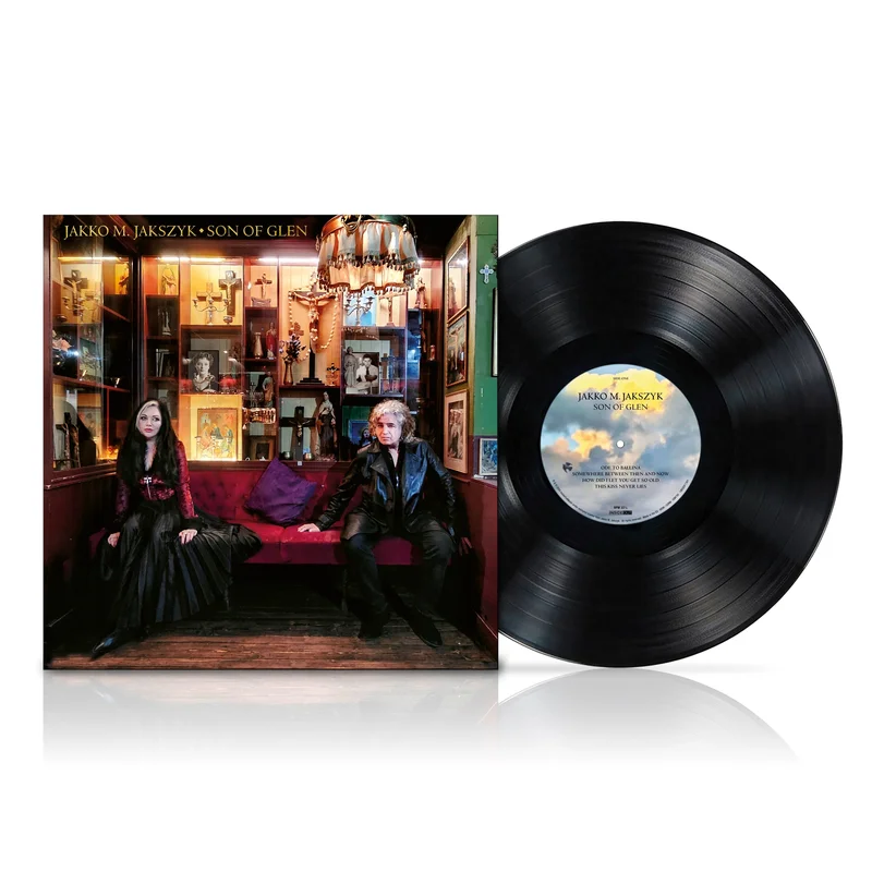 hundredrecords2674979